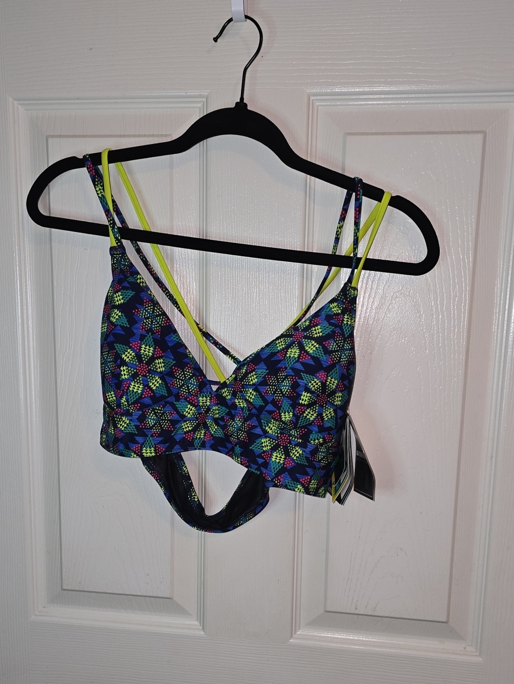 TYR Geometric Strappy Sports Bra - Blue & Neon Green